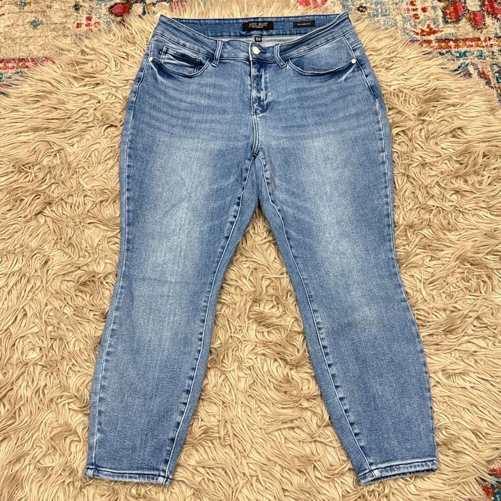 Judy Blue Relaxed fit high rise jeans size 16W